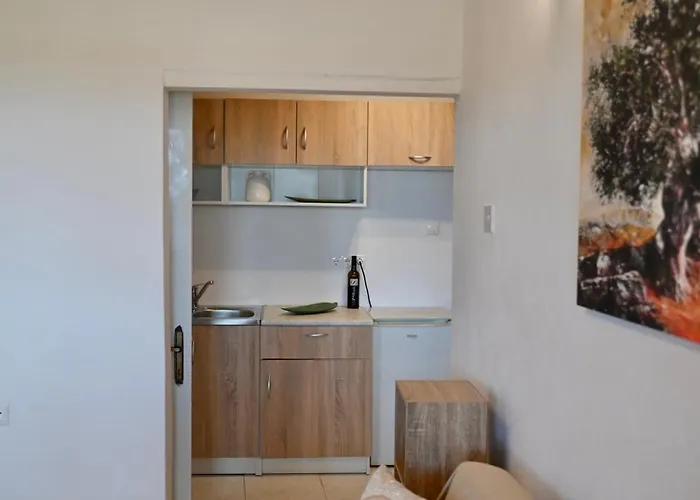 Rastoni Skiathos 펜션 *