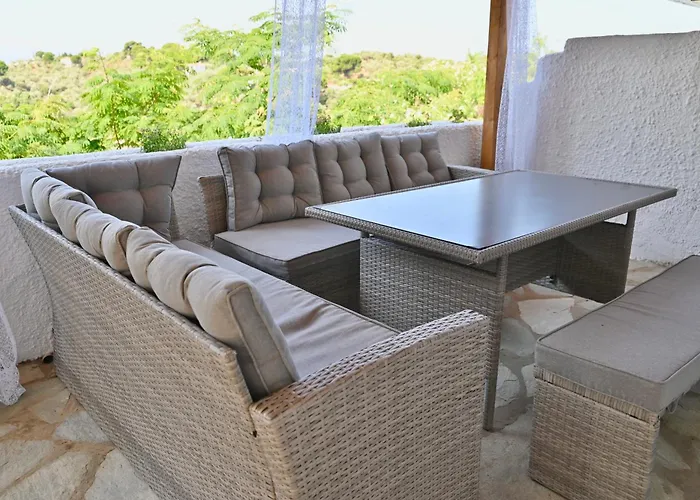 Rastoni Skiathos 펜션 *