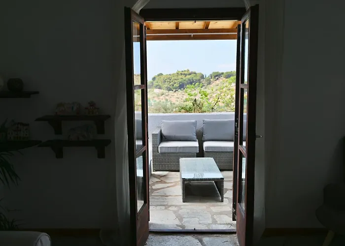 Rastoni Skiathos 트롤로스