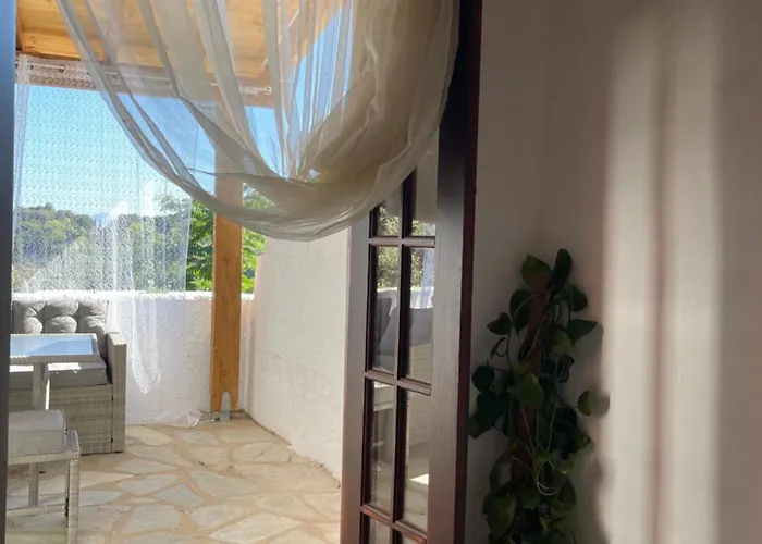 Rastoni Skiathos 펜션 트롤로스