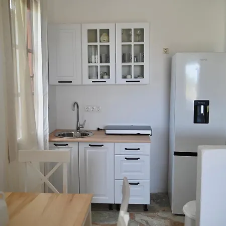 Rastoni Skiathos Трулос