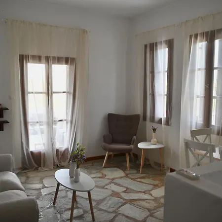 Rastoni Skiathos Трулос