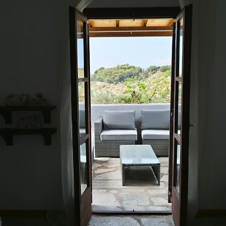 Rastoni Skiathos Трулос